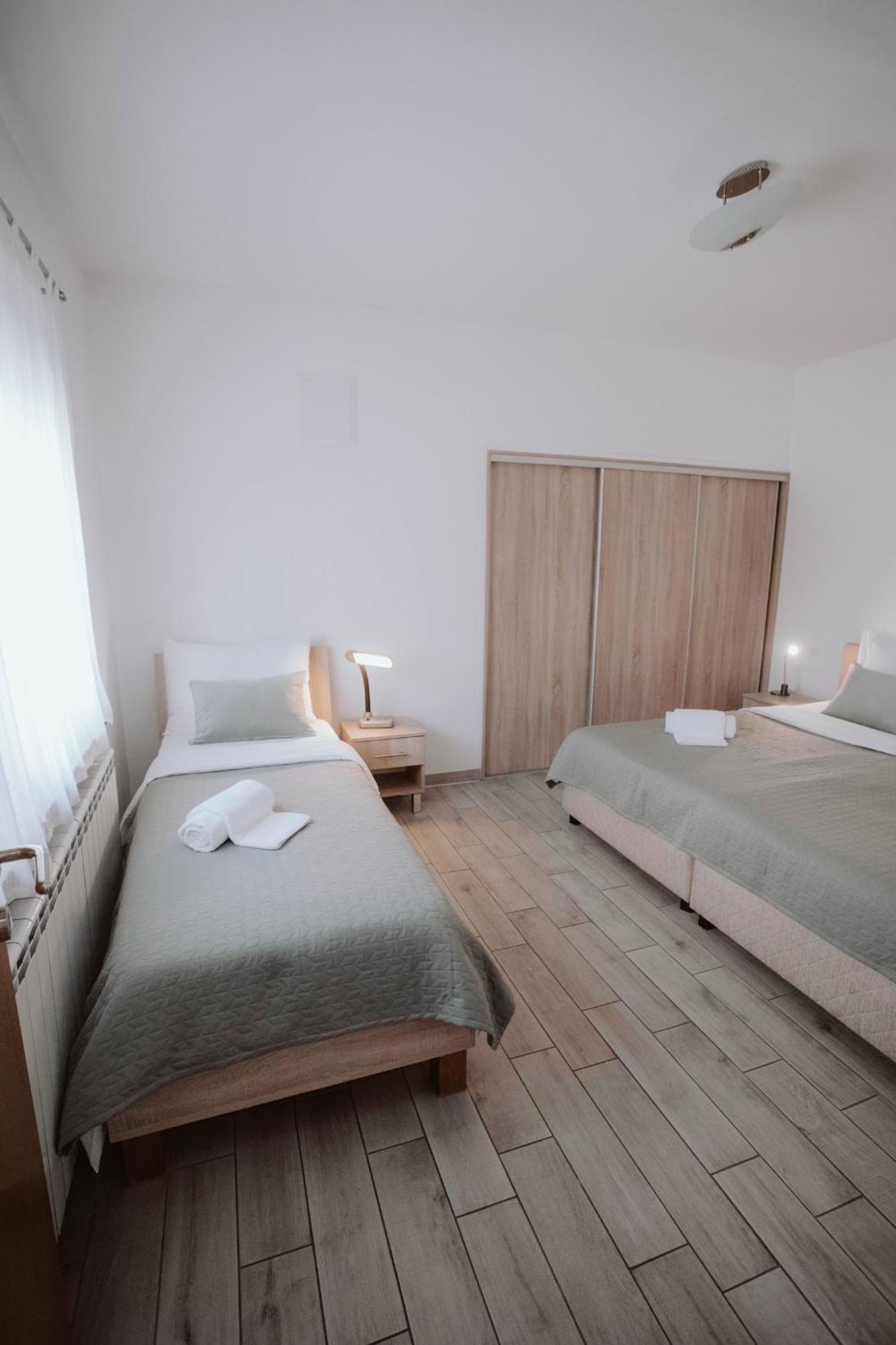 Apartments Peric - Zupanja Zewnętrze zdjęcie