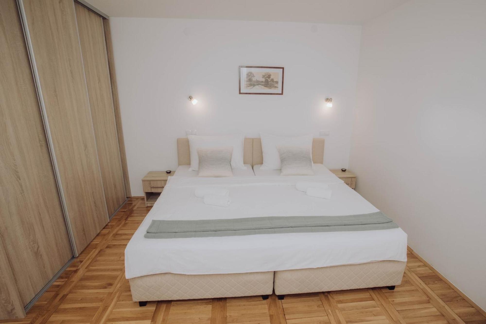 Apartments Peric - Zupanja Zewnętrze zdjęcie