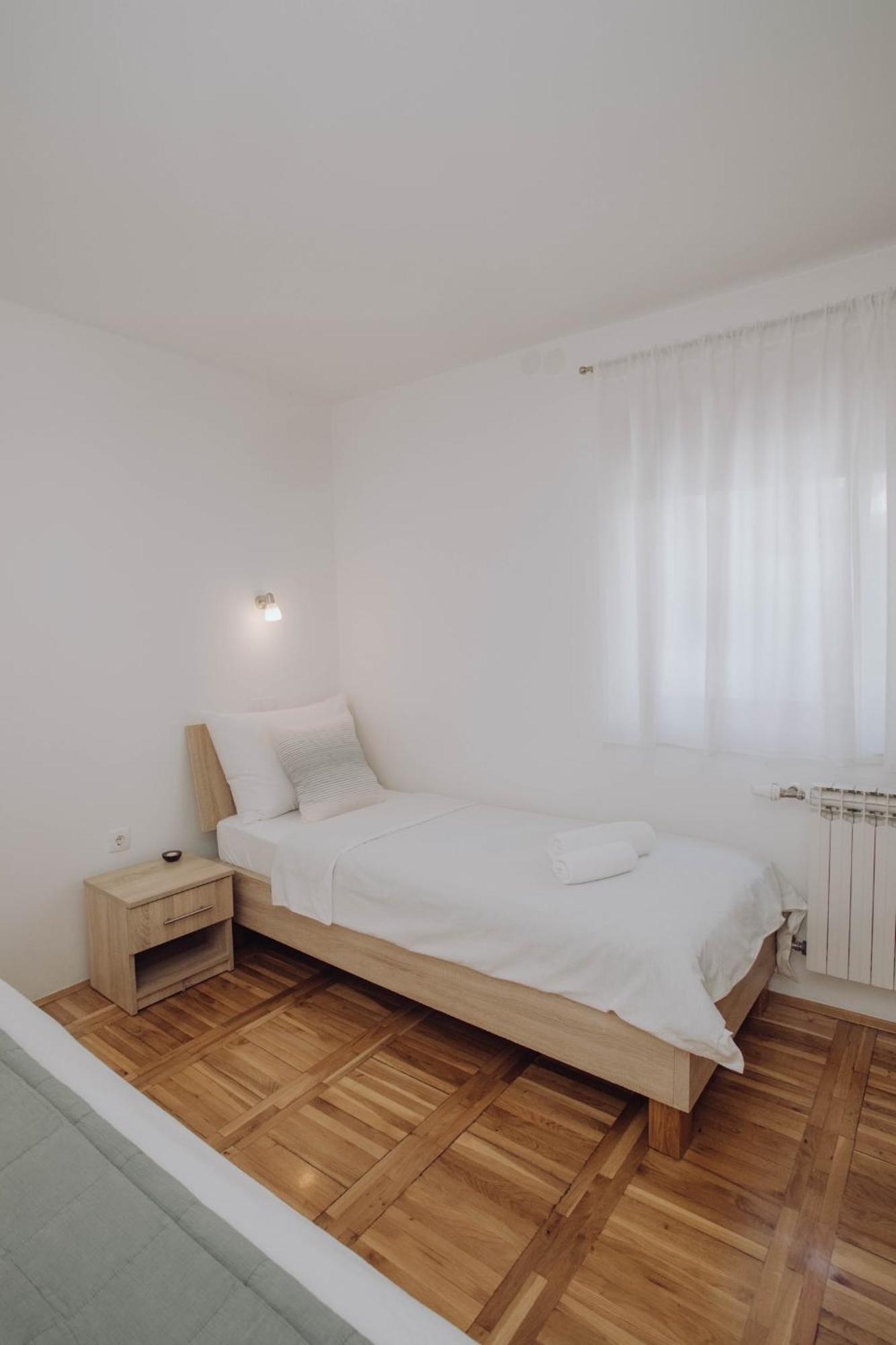 Apartments Peric - Zupanja Zewnętrze zdjęcie